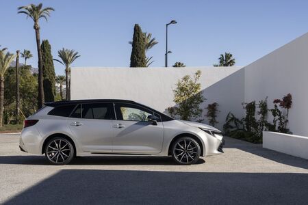 Kombi, ktoré nerobí kompromisy: priestor, hybridný pohon a teraz aj výhodná cena