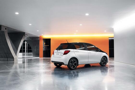 Yaris 2016