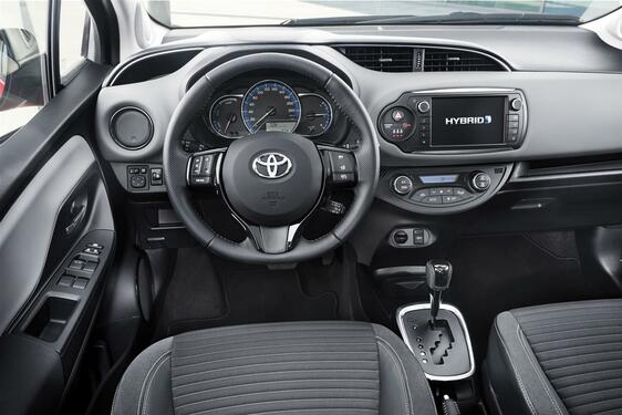 Yaris 2016