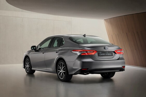 Camry 2021