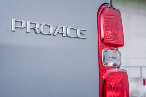 PROACE Electric 2021