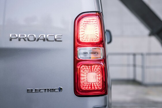 PROACE Electric 2021
