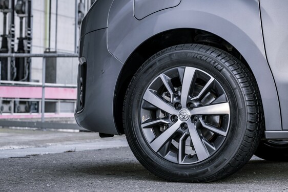 PROACE Electric 2021