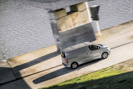 PROACE Electric 2021