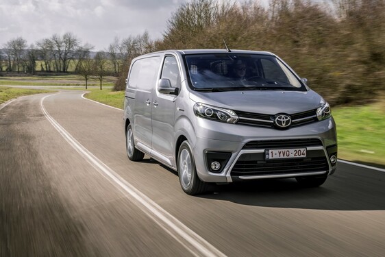 PROACE Electric 2021