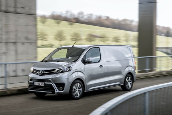 PROACE Electric 2021