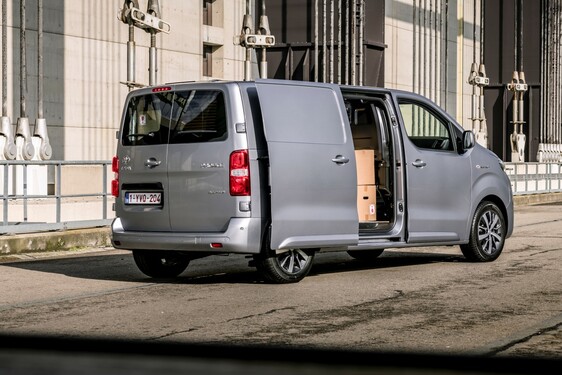 PROACE Electric 2021