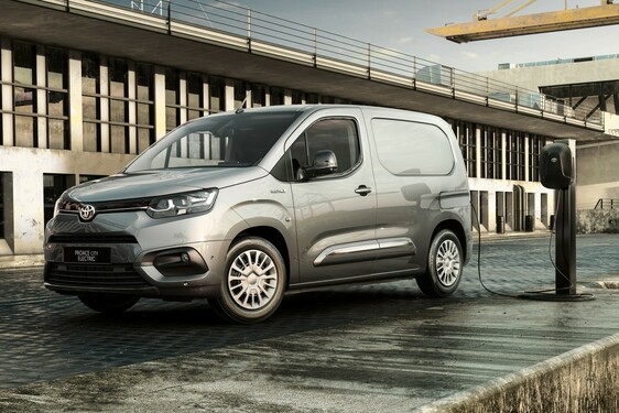 PROACE Electric 2021