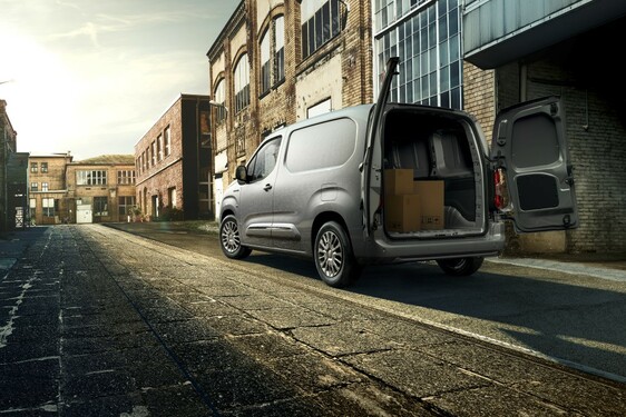 PROACE Electric 2021