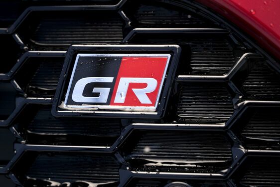 RAV4 Plug-in Hybrid GR SPORT 2023