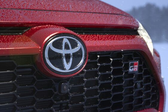 RAV4 Plug-in Hybrid GR SPORT 2023