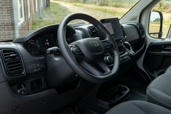 PROACE MAX Electric 2024