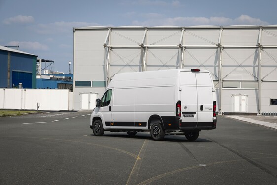 PROACE MAX Electric 2024