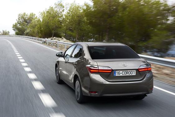 Corolla 2016
