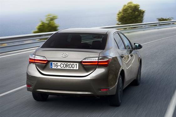 Corolla 2016