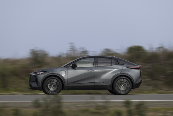 C-HR+ 2025