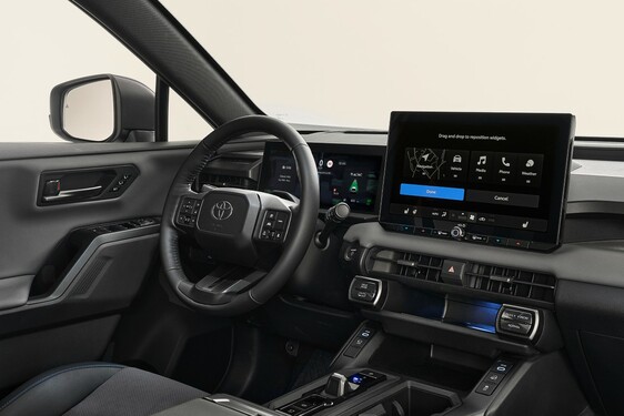 RAV4 PHEV 2026