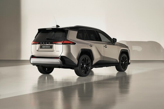RAV4 PHEV 2026
