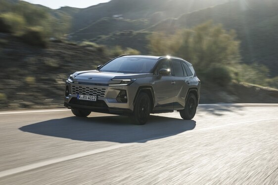 RAV4 PHEV 2026