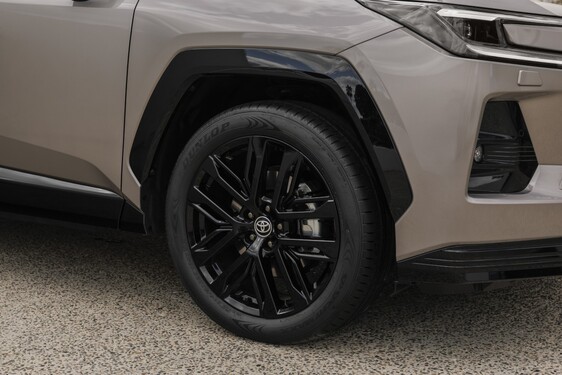 RAV4 PHEV 2026