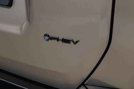 RAV4 PHEV 2026