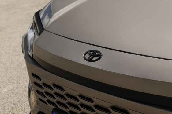 RAV4 PHEV 2026