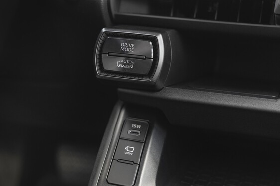 RAV4 PHEV 2026