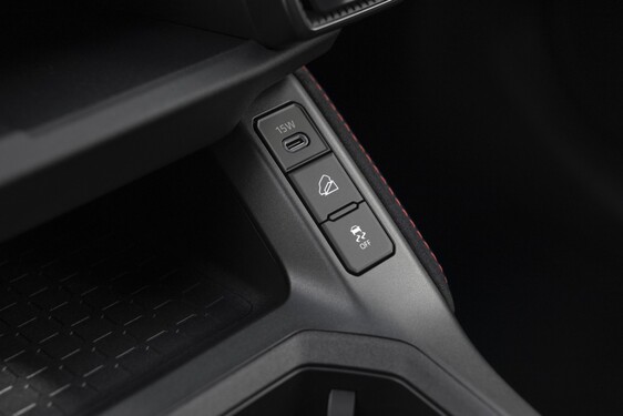 RAV4 PHEV GR SPORT 2026