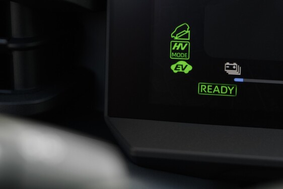 RAV4 PHEV GR SPORT 2026