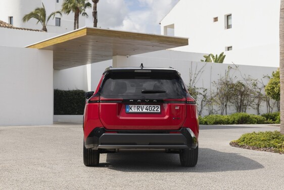 RAV4 PHEV GR SPORT 2026