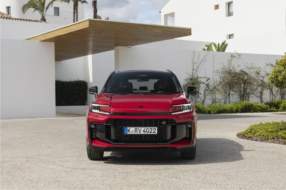 RAV4 PHEV GR SPORT 2026