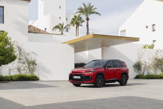 RAV4 PHEV GR SPORT 2026