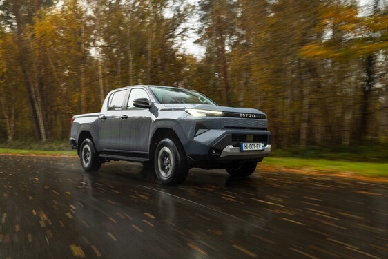 Hilux BEV 2026