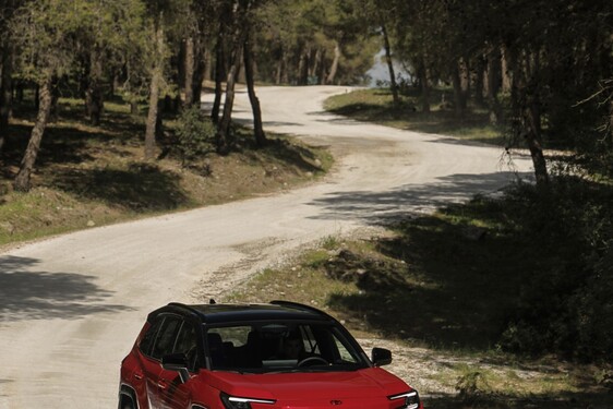 RAV4 GR SPORT 2026