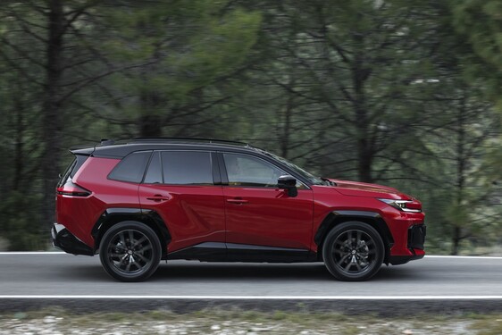 RAV4 GR SPORT 2026