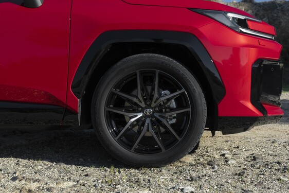 RAV4 GR SPORT 2026