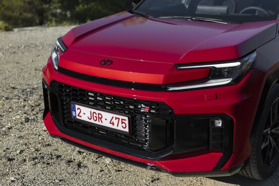 RAV4 GR SPORT 2026