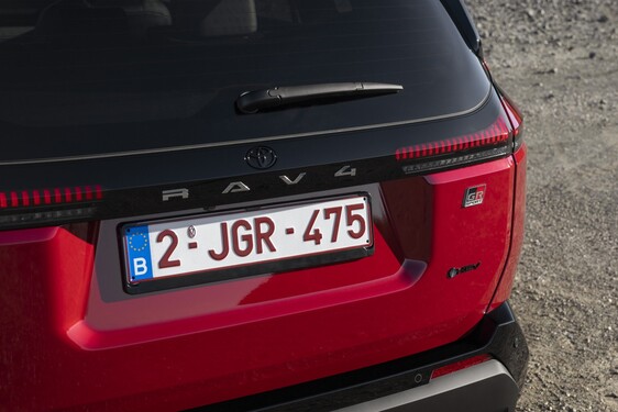 RAV4 GR SPORT 2026
