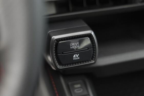 RAV4 GR SPORT 2026