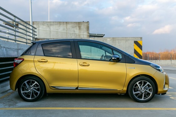 Yaris Y20