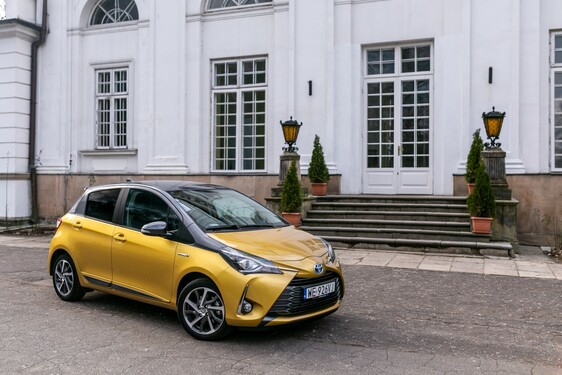 Yaris Y20