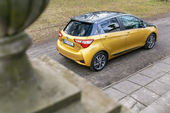 Yaris Y20